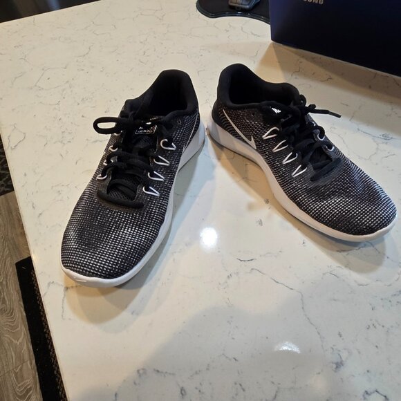 NIKE Women's Flex RN 2018 Sneakers Size 7 Very Good Used Condition, lots of LIfe - Picture 6 of 9